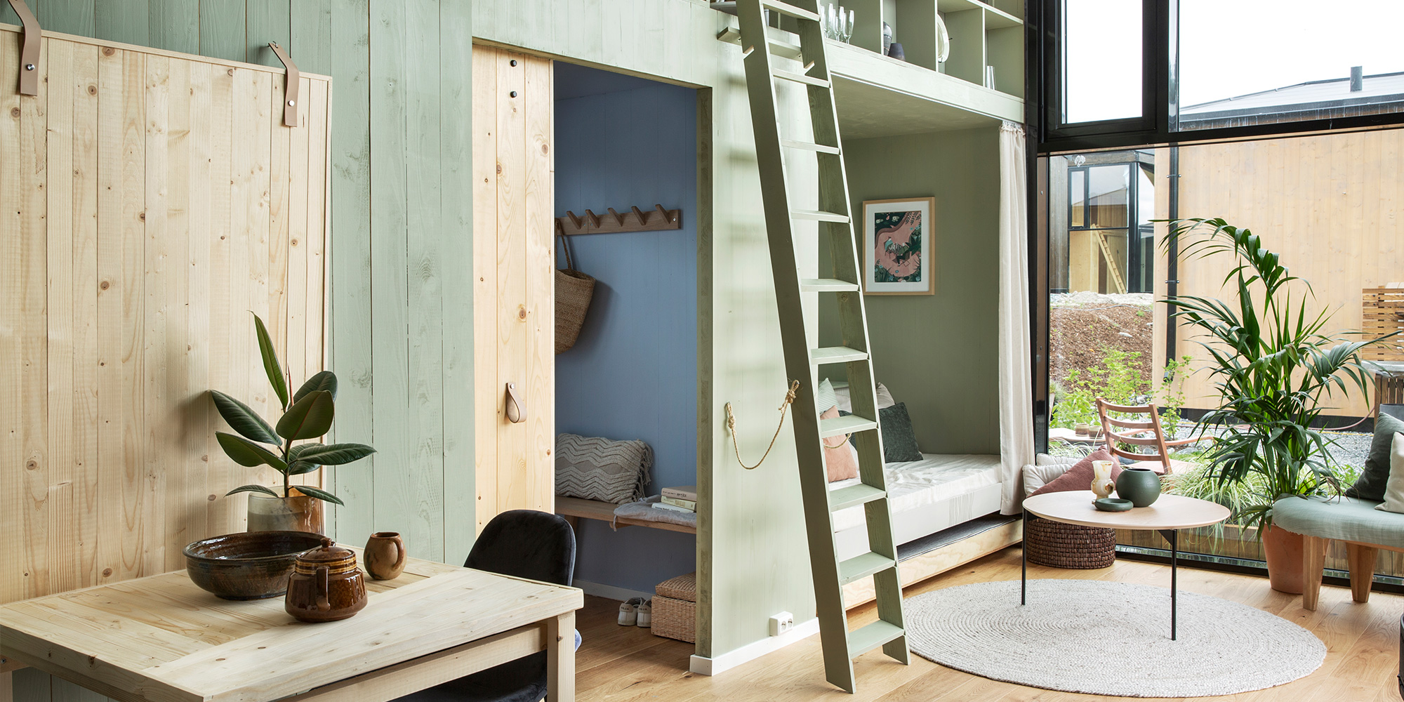 Sommerhytta med grønne nyanser